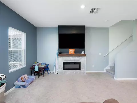 Living - 9019 Waxwing Way, Parrish, FL 34219 photo 2 of 3
