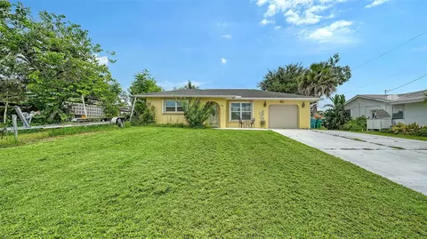 481 W Tarpon Blvd NW, Port Charlotte, FL 33952