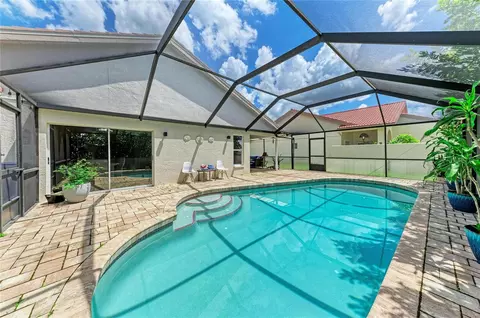 Exterior - 4907 Kilty Ct E, Bradenton, FL 34203 photo 5 of 12