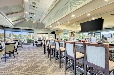 Dining - 4907 Kilty Ct E, Bradenton, FL 34203 photo 6 of 8