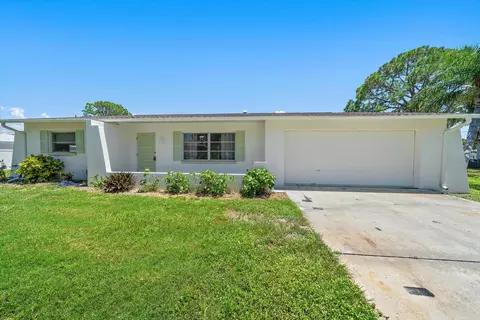 987 Queen Rd, Venice, FL 34293