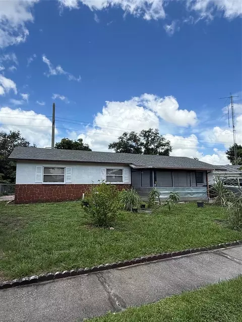 3305 Joe Louis Dr, Sarasota, FL 34234