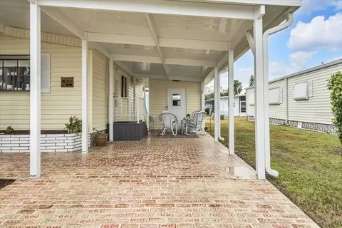 Exterior - 808 53rd Ave E #209, Bradenton, FL 34203 photo 4 of 16