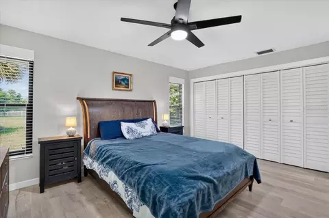 Bedroom - 7204 13th Ave W, Bradenton, FL 34209 photo 5 of 11