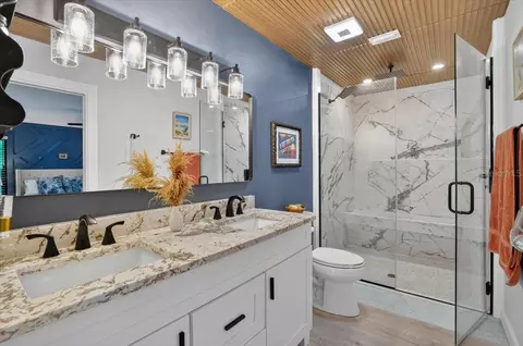 Bath - 7204 13th Ave W, Bradenton, FL 34209 photo 3 of 3