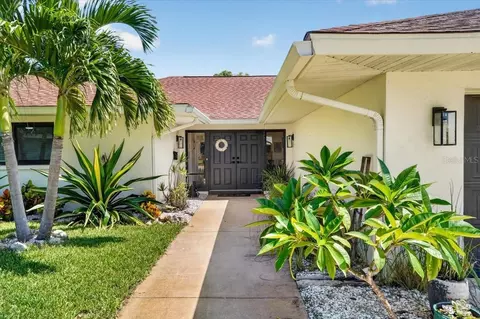 Exterior - 7204 13th Ave W, Bradenton, FL 34209 photo 4 of 14