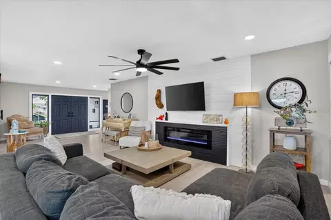 Living - 7204 13th Ave W, Bradenton, FL 34209 photo 2 of 3