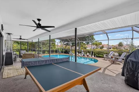 Exterior - 7204 13th Ave W, Bradenton, FL 34209 photo 9 of 14