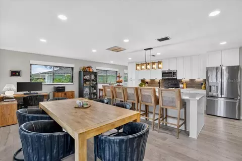 Dining - 7204 13th Ave W, Bradenton, FL 34209 photo 1 of 2