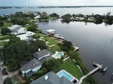1211 61st St NW, Bradenton, FL 34209