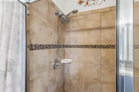 Bath - 5409 105th Ter E, Parrish, FL 34219 photo 1 of 3