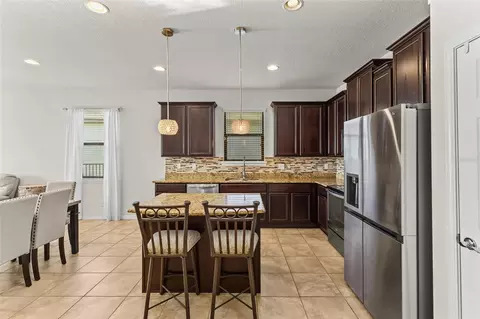 Kitchen - 5409 105th Ter E, Parrish, FL 34219 photo 2 of 4