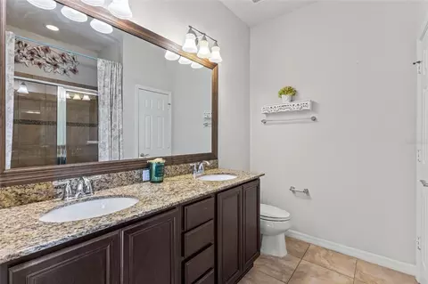 Bath - 5409 105th Ter E, Parrish, FL 34219 photo 2 of 3