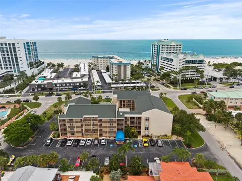 845 Benjamin Franklin Dr #101, Sarasota, FL 34236