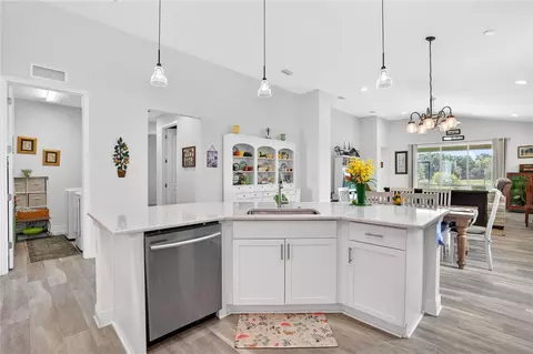 Kitchen - 12923 Rainwashed Loop, Parrish, FL 34219 photo 5 of 5