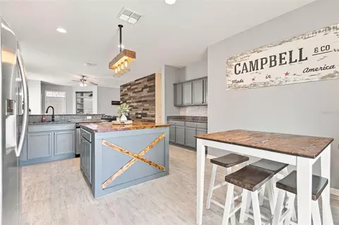 Kitchen - 10723 56th St E, Parrish, FL 34219 photo 3 of 8