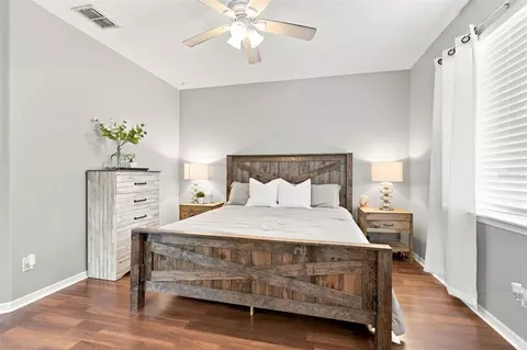 Bedroom - 10723 56th St E, Parrish, FL 34219 photo 2 of 7