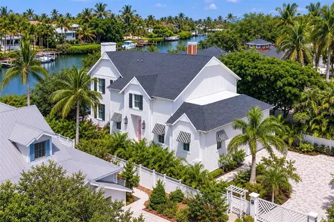 1621 Bay Point Ct, Sarasota, FL 34236