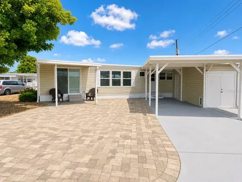 2203 Minnesota Ave, Bradenton, FL 34207