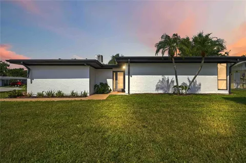 6332 Pauline Ave, Sarasota, FL 34231