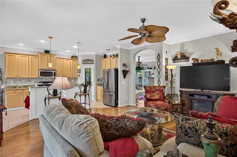 Living - 1995 Batello Dr, Venice, FL 34292 photo 2 of 4