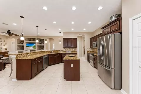 Kitchen - 7812 115th Ave E, Parrish, FL 34219 photo 1 of 5