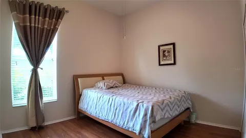 Bedroom - 207 39th St E, Bradenton, FL 34208 photo 9 of 10