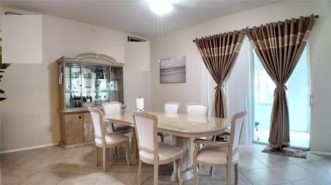 Dining - 207 39th St E, Bradenton, FL 34208 photo 1 of 4