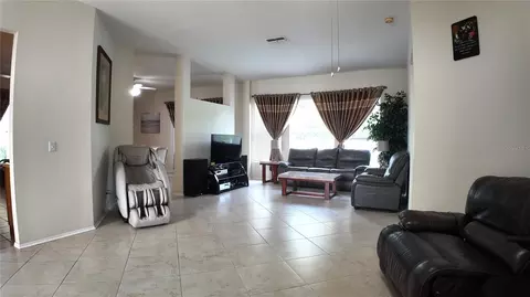 Living - 207 39th St E, Bradenton, FL 34208 photo 1 of 1