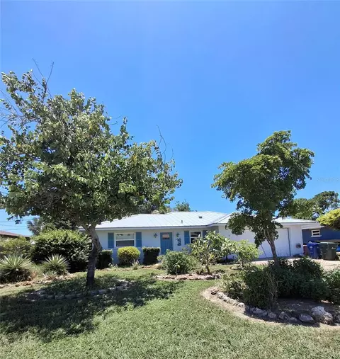 135 Englewood Heights Rd, Englewood, FL 34223