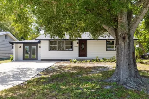 2702 Grand Cayman St, Sarasota, FL 34231