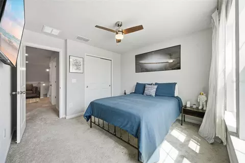 Bedroom - 5636 Silverbridge Trl, Bradenton, FL 34211 photo 6 of 6