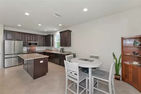 Kitchen - 7711 110th Ave E, Parrish, FL 34219 photo 2 of 8
