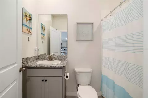 Bath - 523 158th St E, Bradenton, FL 34212 photo 1 of 6