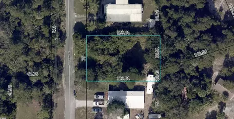 828 Louisiana Ave, Sebastian, FL 32958