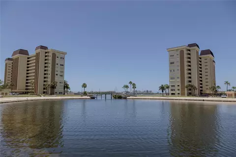 4525 Cove Cir #1107, Saint Petersburg, FL 33708