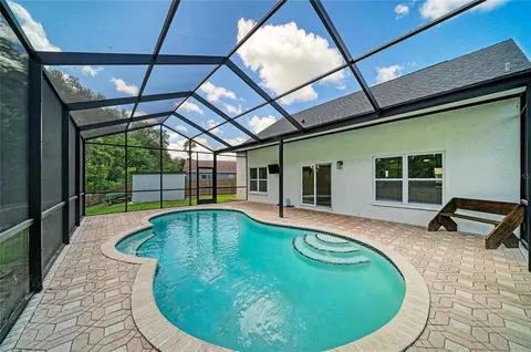 Exterior - 3220 37th Ter E, Bradenton, FL 34208 photo 6 of 11