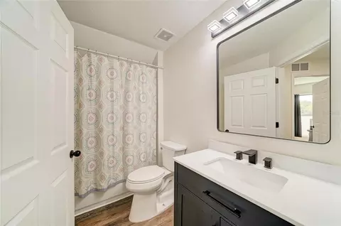 Bath - 3220 37th Ter E, Bradenton, FL 34208 photo 4 of 4