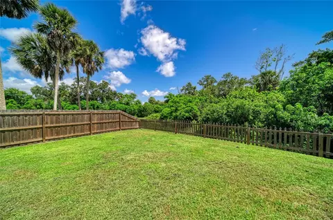 Exterior - 3220 37th Ter E, Bradenton, FL 34208 photo 8 of 11