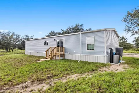 Exterior - 16918 NW 264th St, Okeechobee, FL 34972 photo 5 of 9
