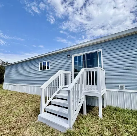 Exterior - 16918 NW 264th St, Okeechobee, FL 34972 photo 8 of 9