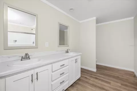 Bath - 16918 NW 264th St, Okeechobee, FL 34972 photo 2 of 4