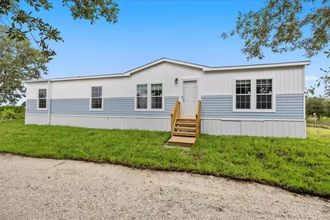 Exterior - 16918 NW 264th St, Okeechobee, FL 34972 photo 3 of 9