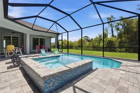Exterior - 3865 158th Avenue Cir E, Parrish, FL 34219 photo 4 of 13