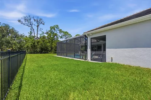 Exterior - 3865 158th Avenue Cir E, Parrish, FL 34219 photo 8 of 13