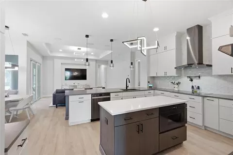 Kitchen - 3865 158th Avenue Cir E, Parrish, FL 34219 photo 3 of 8