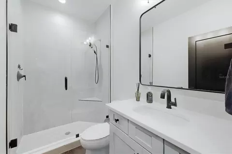 Bath - 17122 Ranchside Pl, Bradenton, FL 34211 photo 6 of 7