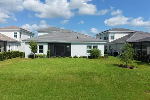 Exterior - 17122 Ranchside Pl, Bradenton, FL 34211 photo 6 of 16