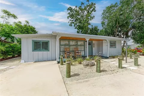 2304 Bahia Vista St, Sarasota, FL 34239