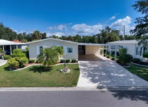 8530 Countess Avenue Cir, Palmetto, FL 34221